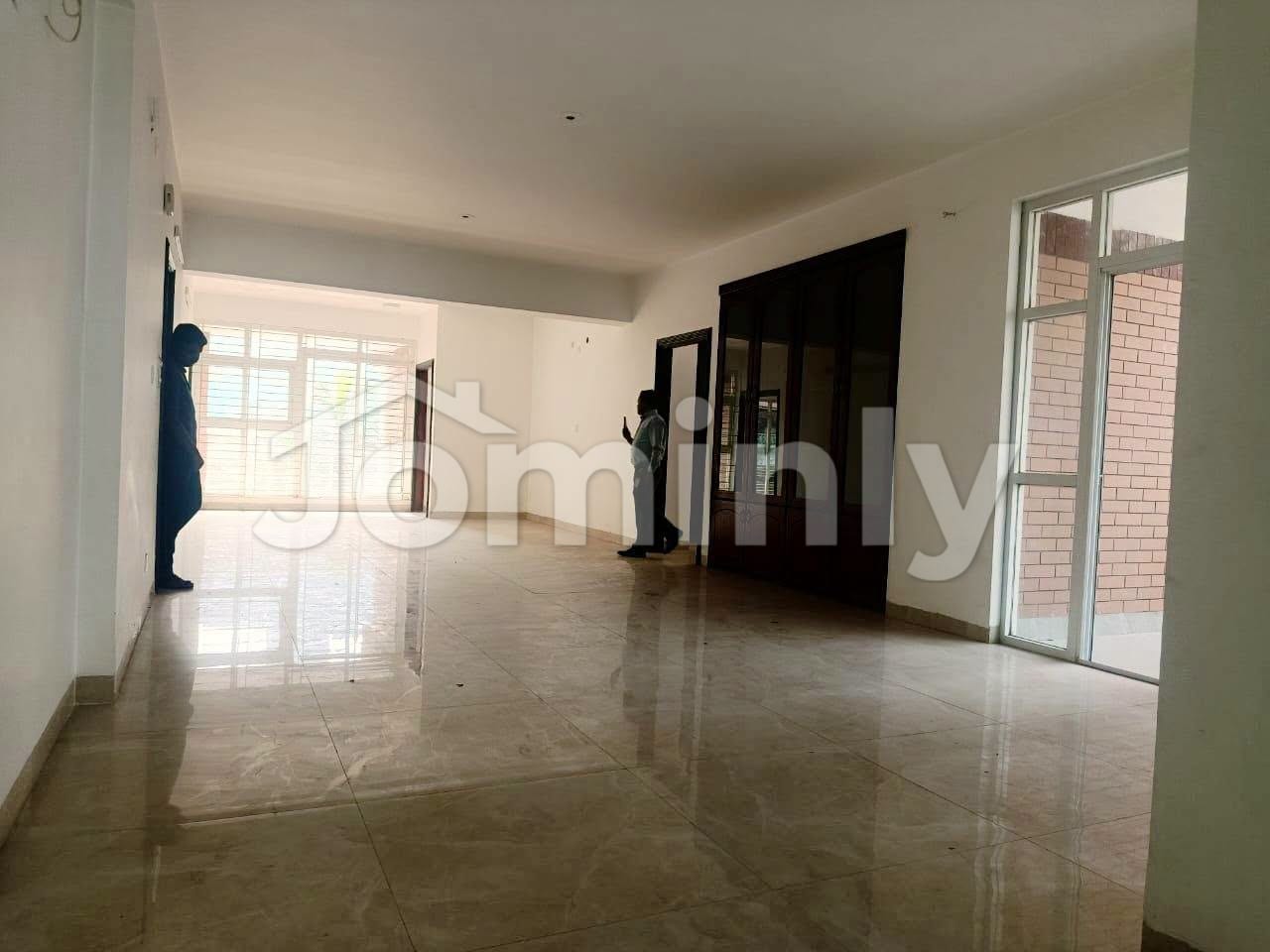 4400 Sqft Spacious Commercial Office Space for Rent in Gulshan-1 - 2