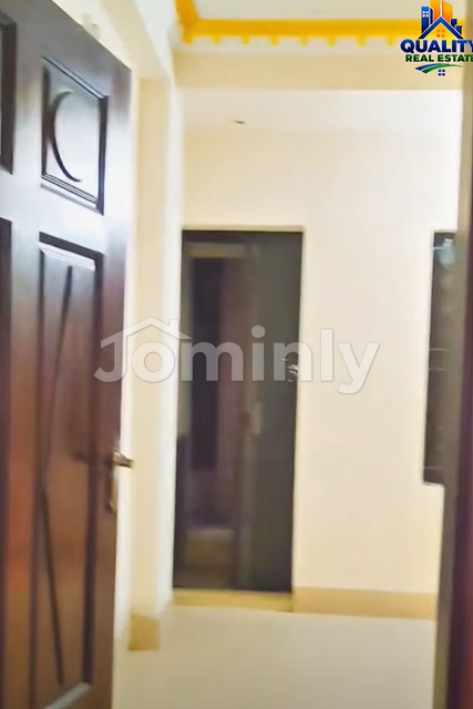 1180 Sqft North-Facing Ready Flat with Titas Gas & Parking for Sale in Block-E Banasree
