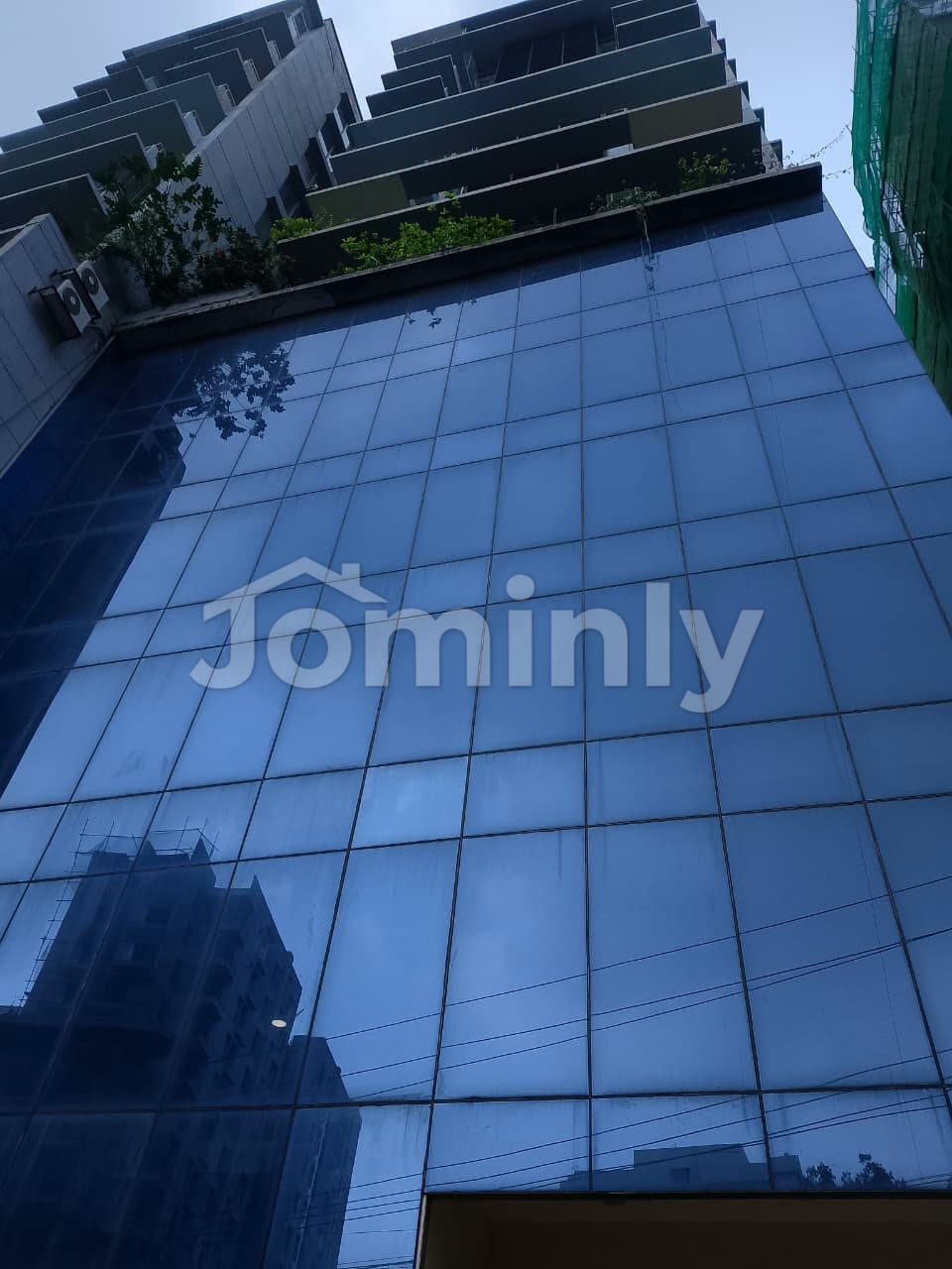 1933 SQFT Apartment for Sale | New Eskaton Road, Bangla Motor | Level 8 | West Facing Flat | 3 Beds, 4 Baths, 4 Balconies, Servant Room & Bath, 2 Lifts, Community Hall, Mosque & Dedicated Parking - 3