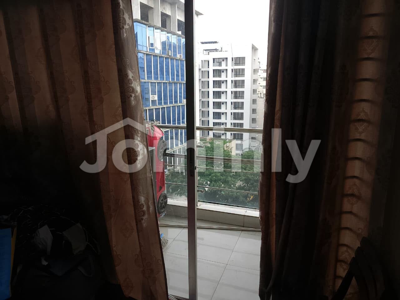 1933 SQFT Apartment for Sale | New Eskaton Road, Bangla Motor | Level 8 | West Facing Flat | 3 Beds, 4 Baths, 4 Balconies, Servant Room & Bath, 2 Lifts, Community Hall, Mosque & Dedicated Parking - 5