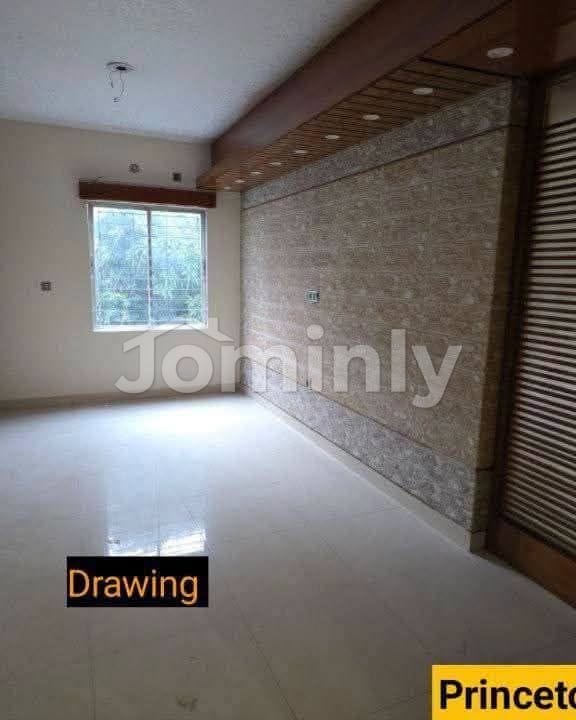 2990 SQFT 4-Bed Apartment with Titas Gas & 2 Car Parkings | Green Road, Near Comfort Hospital | 3rd Floor | 4 Beds, 5 Baths, 3 Balconies, Family Living & Titas Gas - 2