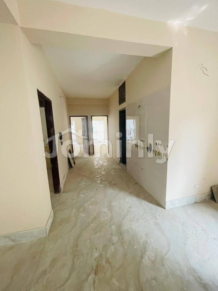 1557 Sqft East-Facing 3-Bedroom Flat with Parking for Sale on Siddheshwari Circular Road Ramna - 2