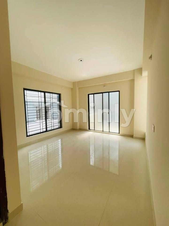 1820 Sqft South-Facing 4-Bedroom Top Floor Flat with Parking for Sale in DFL Rose Heaven Sector 1 Aftabnagar - 2