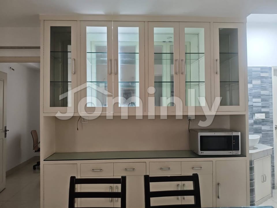 2500 Sqft Semi-Interior North-Facing 4-Bedroom Luxury Flat for Rent in Block-J Bashundhara R/A - 4