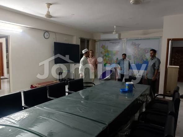 2200 Sqft West-Facing 3-Bedroom Luxury Apartment for Sale in Ismail Lane New Eskaton Road Banglamotor