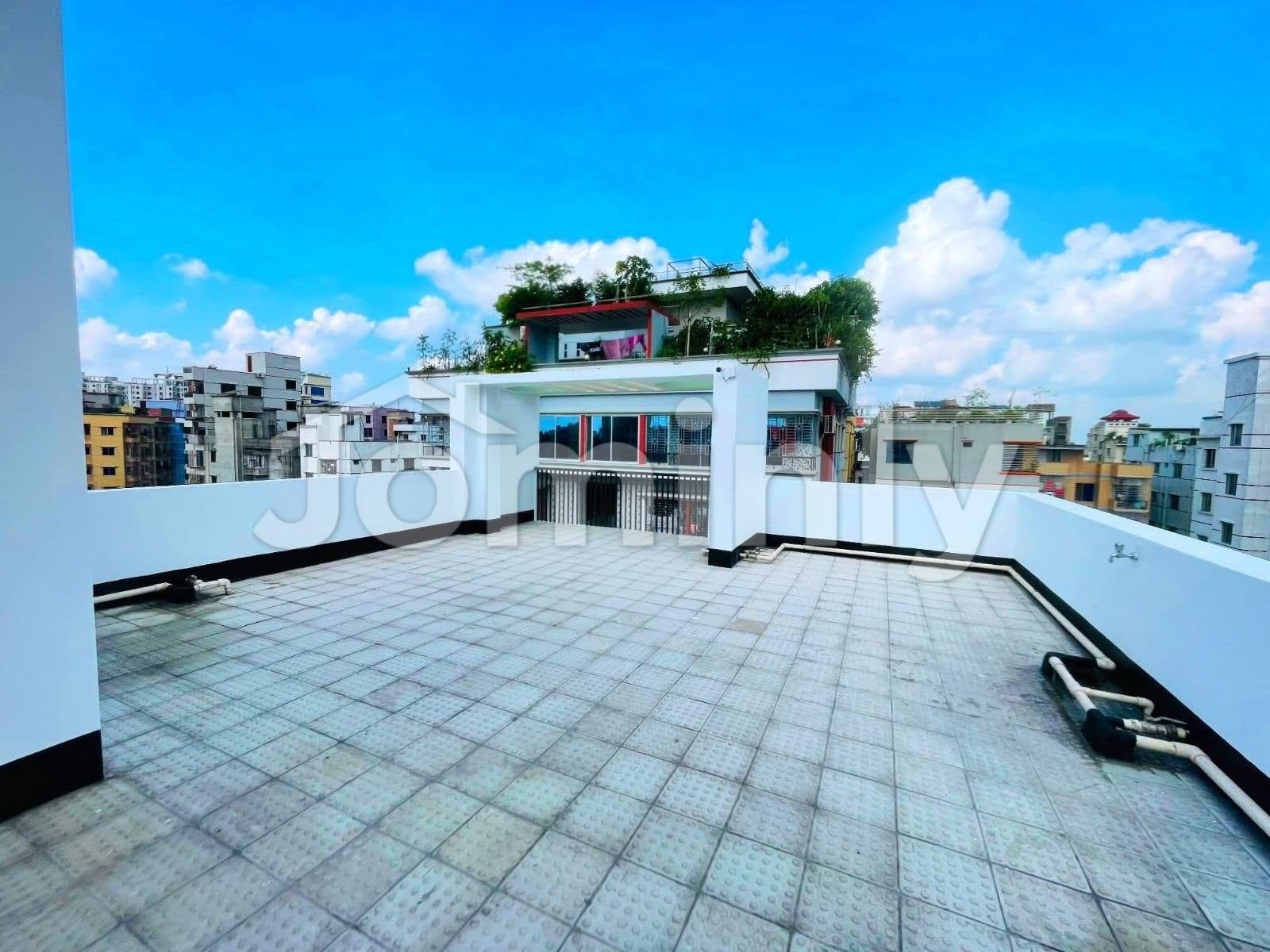 1195 Sqft North-Facing Single-Unit 3rd Floor 3-Bedroom Ready Flat for Sale in DFL Orchid Block-D Sector-1 Aftabnagar - 5