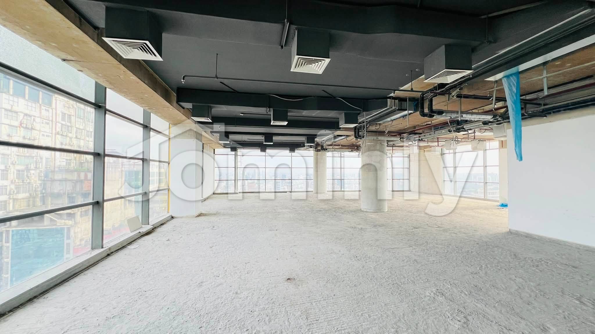 9000 SQFT Commercial Compliance Office Floor for Rent | Banani Commercial Area, Dhaka | Upper Floor with Glass Façade & Central AC - 4