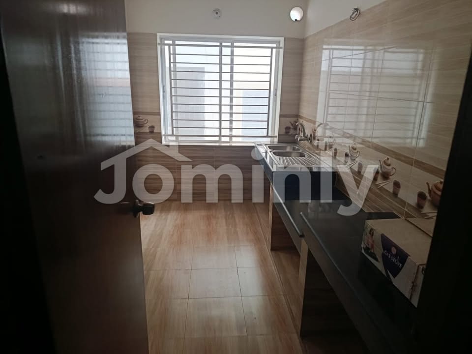2740 Sqft East-Facing 4-Bedroom Luxury Flat with Titas Gas & Parking for Sale in BM Goli New Eskaton Road Banglamotor - 3
