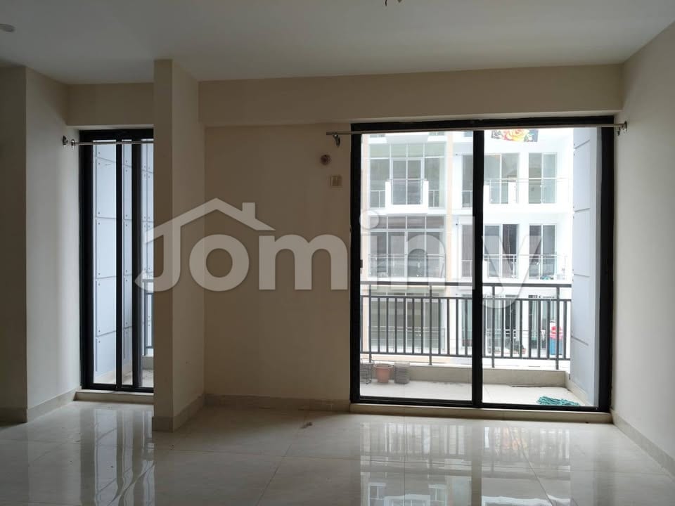 1630 Sqft South-Facing 3-Bedroom Vacant 1-Year Used Flat with Parking on 3rd Floor in Block-L Bashundhara R/A - 2