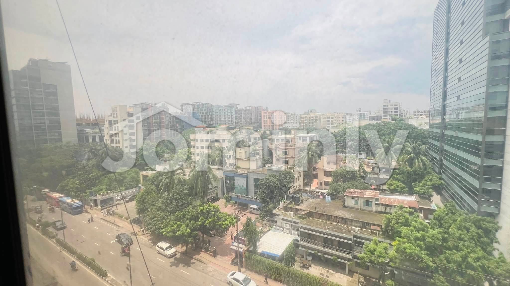 2200 SQFT 7th Floor Commercial Office Space for Rent | Banani Prime Commercial Hub, Dhaka | 2 Lifts Available - 5