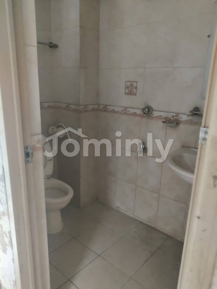 1245 SQFT 3-Bedroom Used Apartment with Titas Gas & Parking for Sale | Pallabi, Mirpur, Dhaka | Near Metro Station - 5