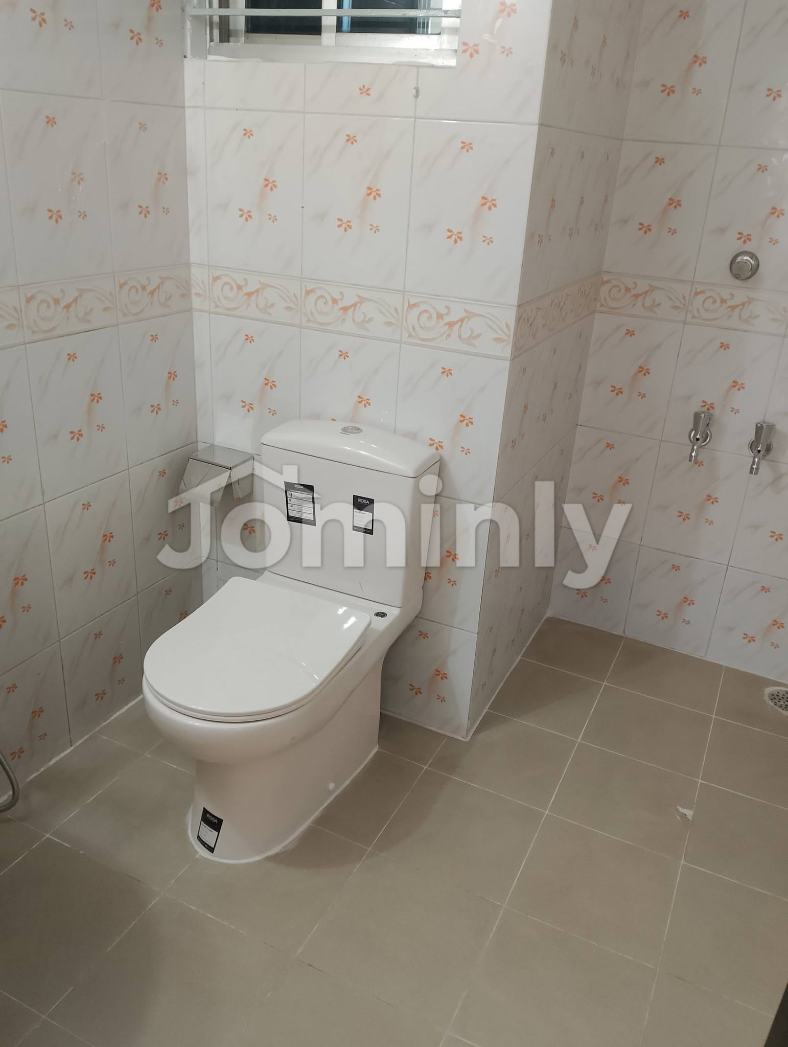 1600 Sqft North-Facing 1st Floor 3-Bedroom Used Flat with Furnished Kitchen & Parking in Sector-10 Road-4 Uttara - 5