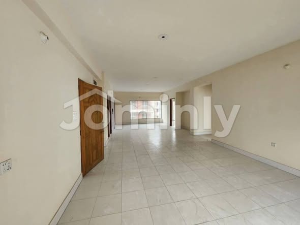 2200 Sqft 5th Floor Flat in ADL Silhouette House J Block Bashundhara R/A - 2