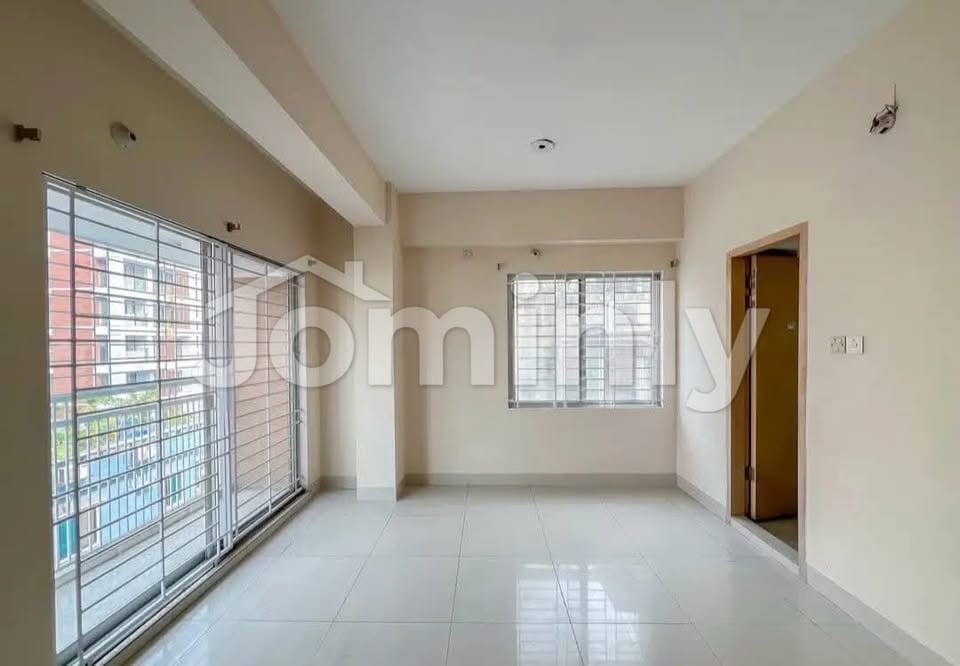 1750 Sqft Single-Unit Flat with Titas Gas near Viqarunnisa School in Block-F Bashundhara R/A - 2