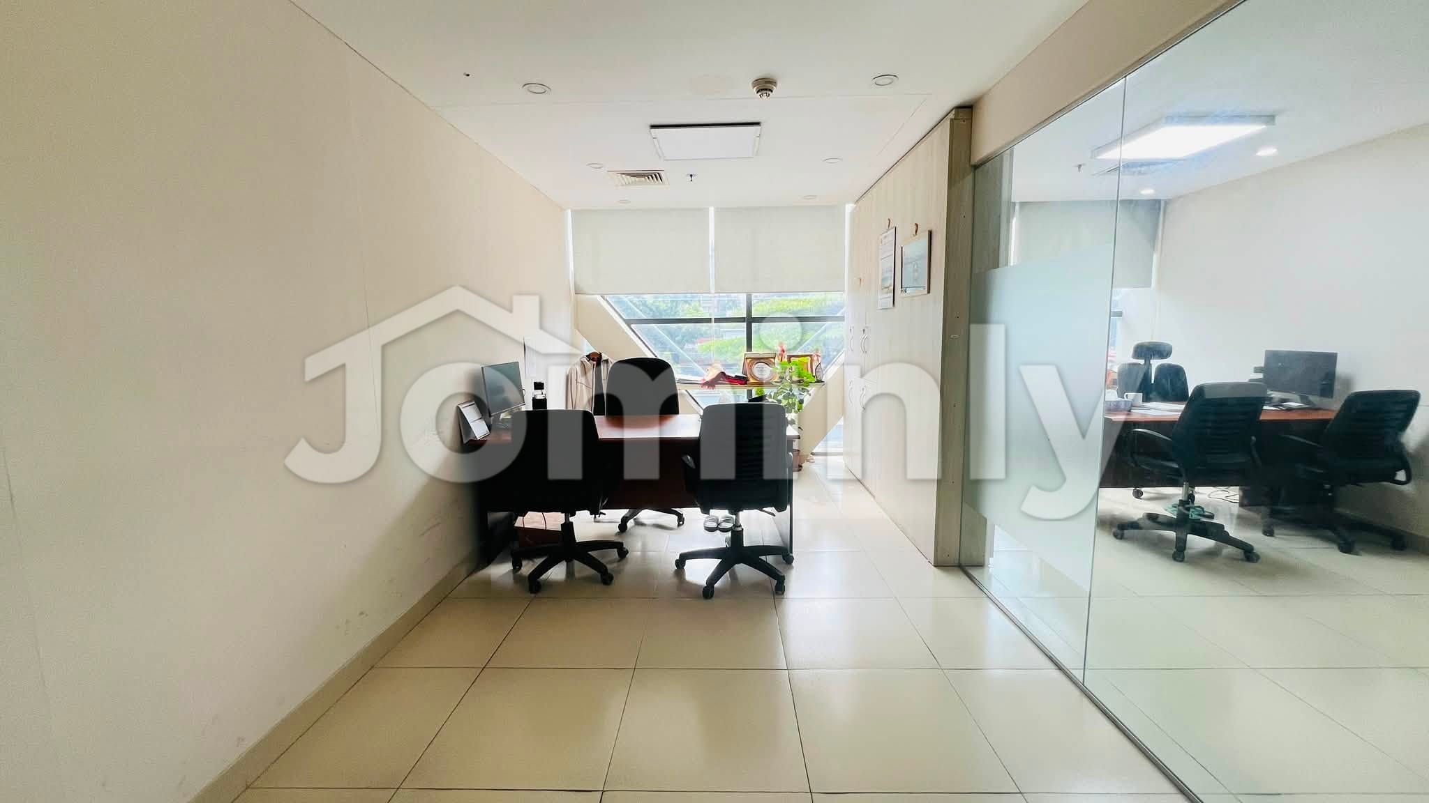 8,427 SQFT Premium Commercial Compliance Floor for Rent | Main Commercial Zone, Gulshan, Dhaka | Double Glazed Glass & 4 Dedicated Parking Spaces - 4