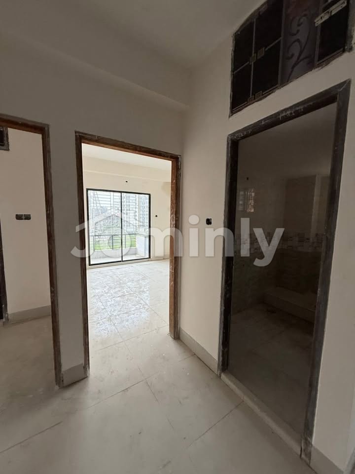 G+6 Full Residential Building Landmark Khonika with 6 Flats for Sale in Block-L Sector-2 Aftabnagar - 4