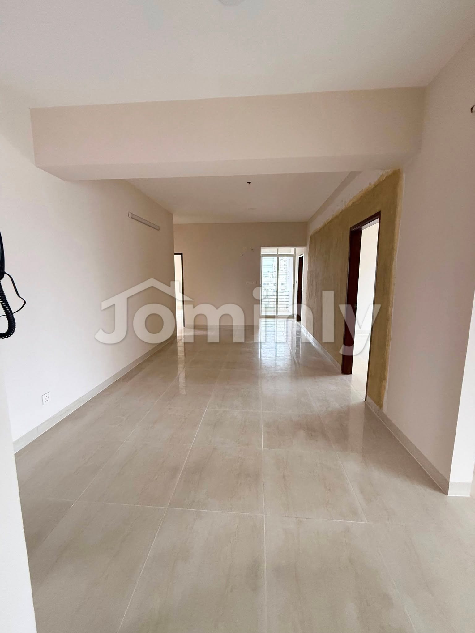 2351 Sqft South-East Corner Single-Unit Flat in Sector-7 Road-27 Uttara