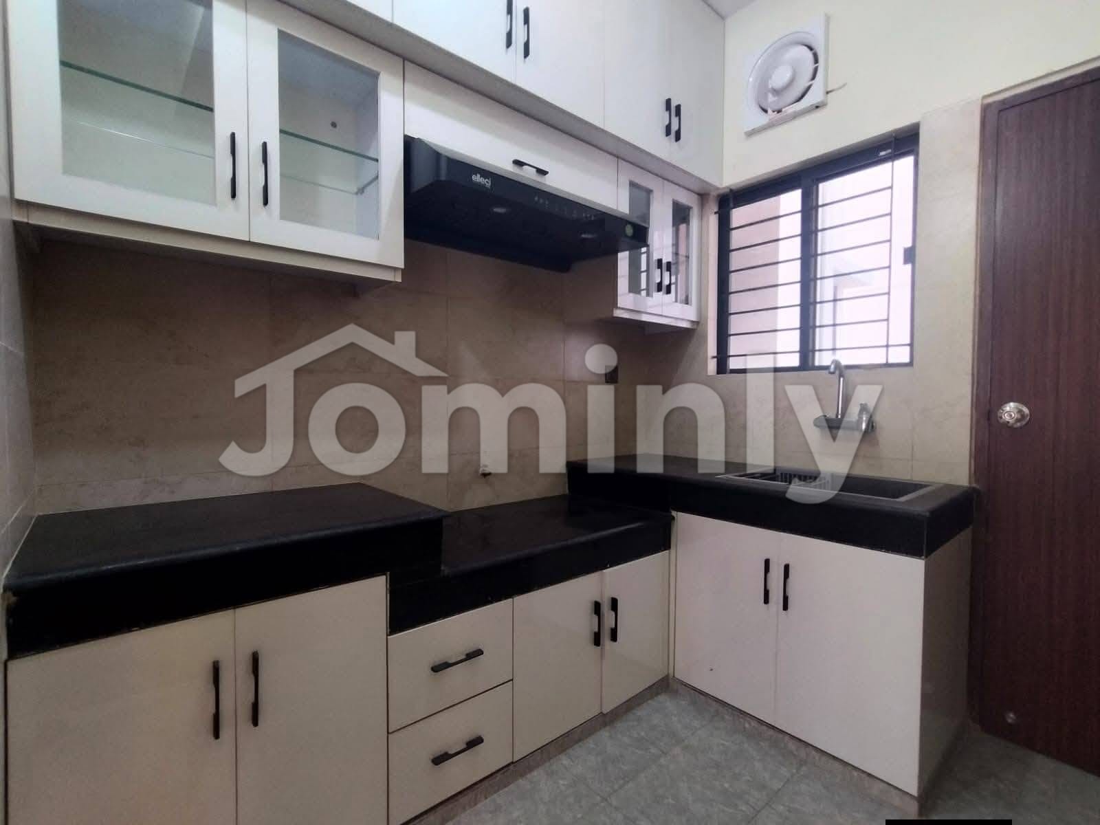 Fully Decorated 1850 SQFT 4 BHK Ready Flat for Sale in Eastern Housing, South Banasree, Dhaka - 3
