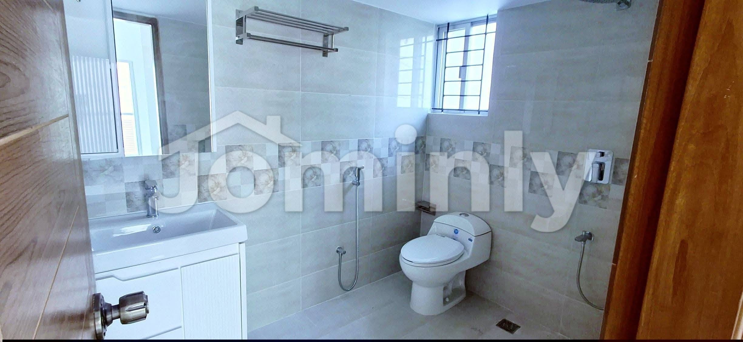 Fully Decorated 1850 SQFT 4 BHK Ready Flat for Sale in Eastern Housing, South Banasree, Dhaka - 5
