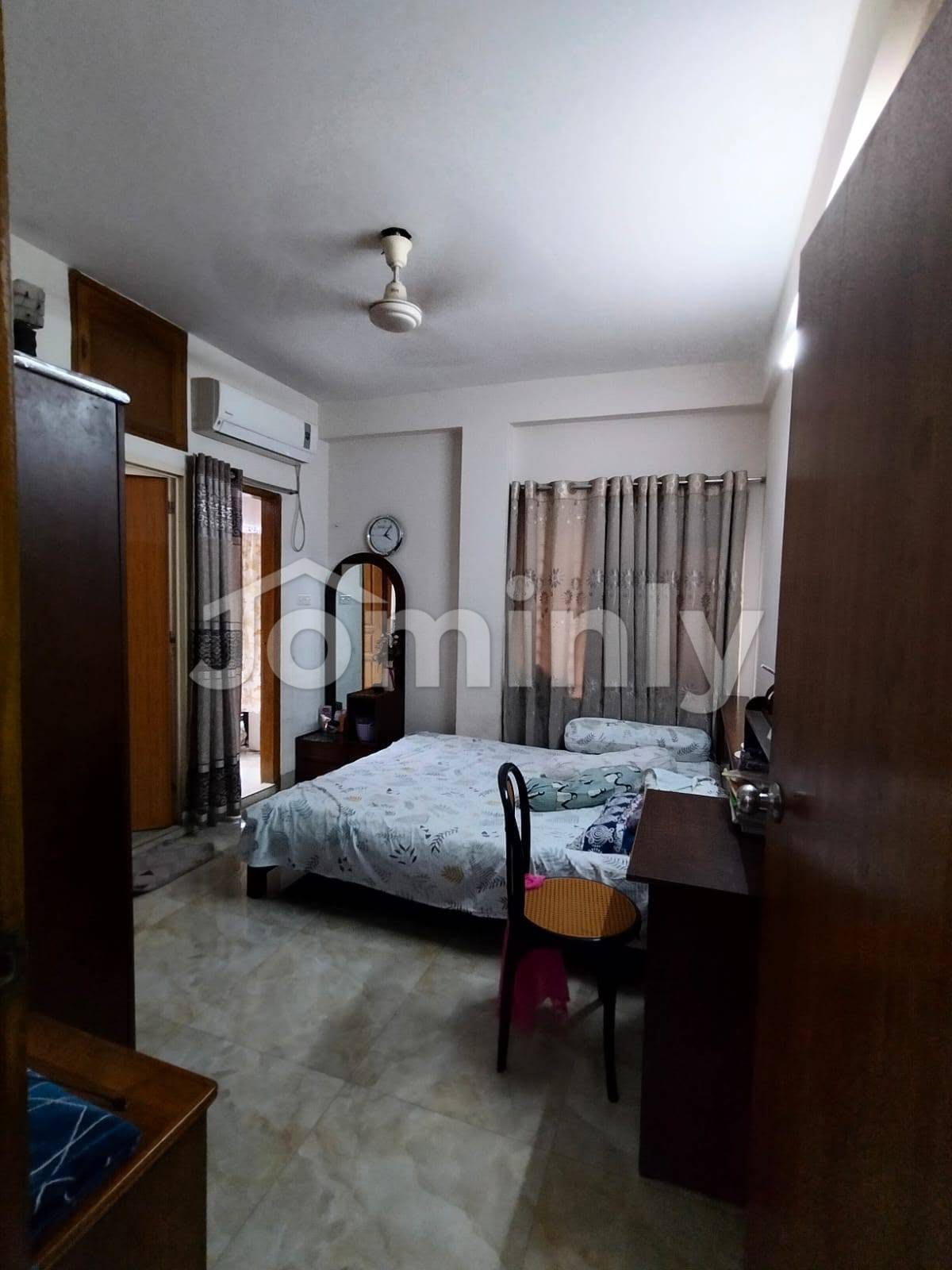 South Facing 1030 SQFT 3 BHK Apartment with Titas Gas for Sale on 4th Floor in Sector 14, Uttara, Dhaka - 3