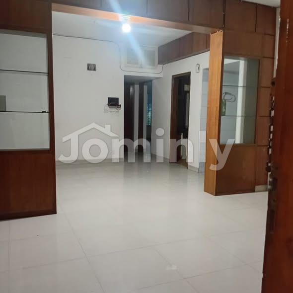 Luxurious 1500 SQFT 3 BHK Ready Apartment with Titas Gas Connection on 2nd Floor in North Tolarbag, Mirpur-1, Dhaka