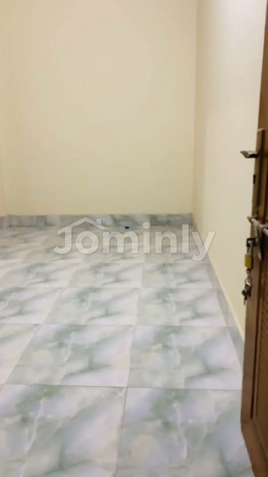 Urgent Sale: 850 SQFT 2 BHK Ready Apartment on 2nd Floor in Block A Entrance, Bashundhara Riverview, South Keraniganj, Dhaka