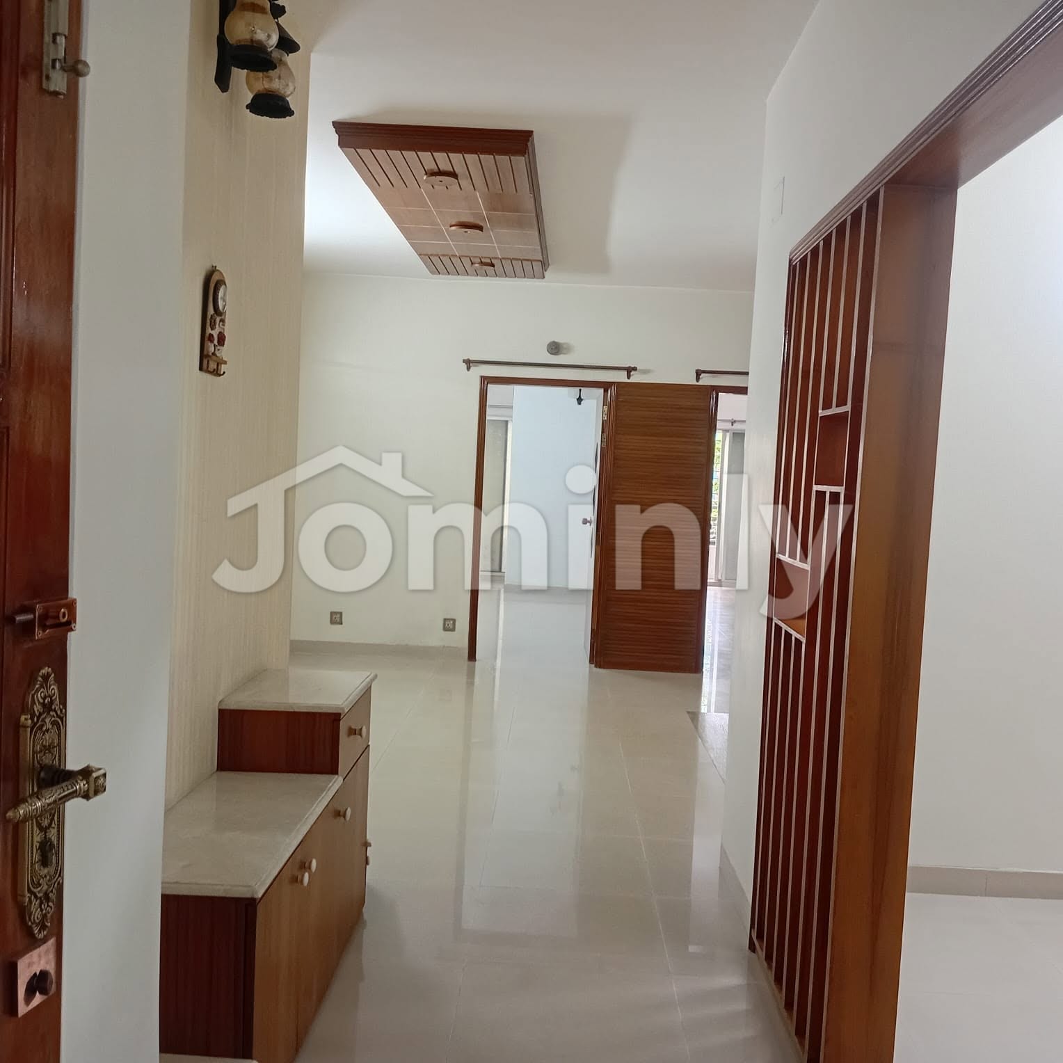 Fully Renovated 1656 SQFT East Facing 3 BHK Apartment with Titas Gas on 3rd Floor in Sector 11, Uttara, Dhaka - 2