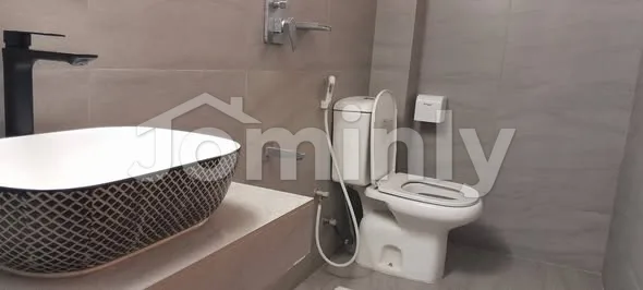 1750 SQFT Premium South-Facing Single Unit Apartment with Servant Room for Sale in Sector 12, Uttara, Dhaka - 2