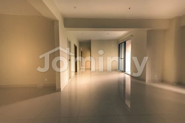 2275 Sqft North Facing Apartment for Sale | Dhanmondi 12/A | Fair Face Single Unit with Abahani Field View - 2