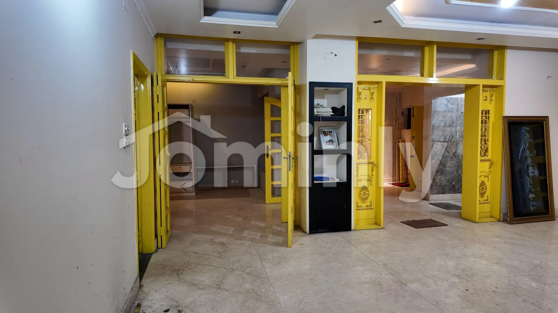 2800 Sqft Spacious Apartment for Sale | Road 10A Dhanmondi | 2nd Floor Unit with Titas Gas & Parking - 3