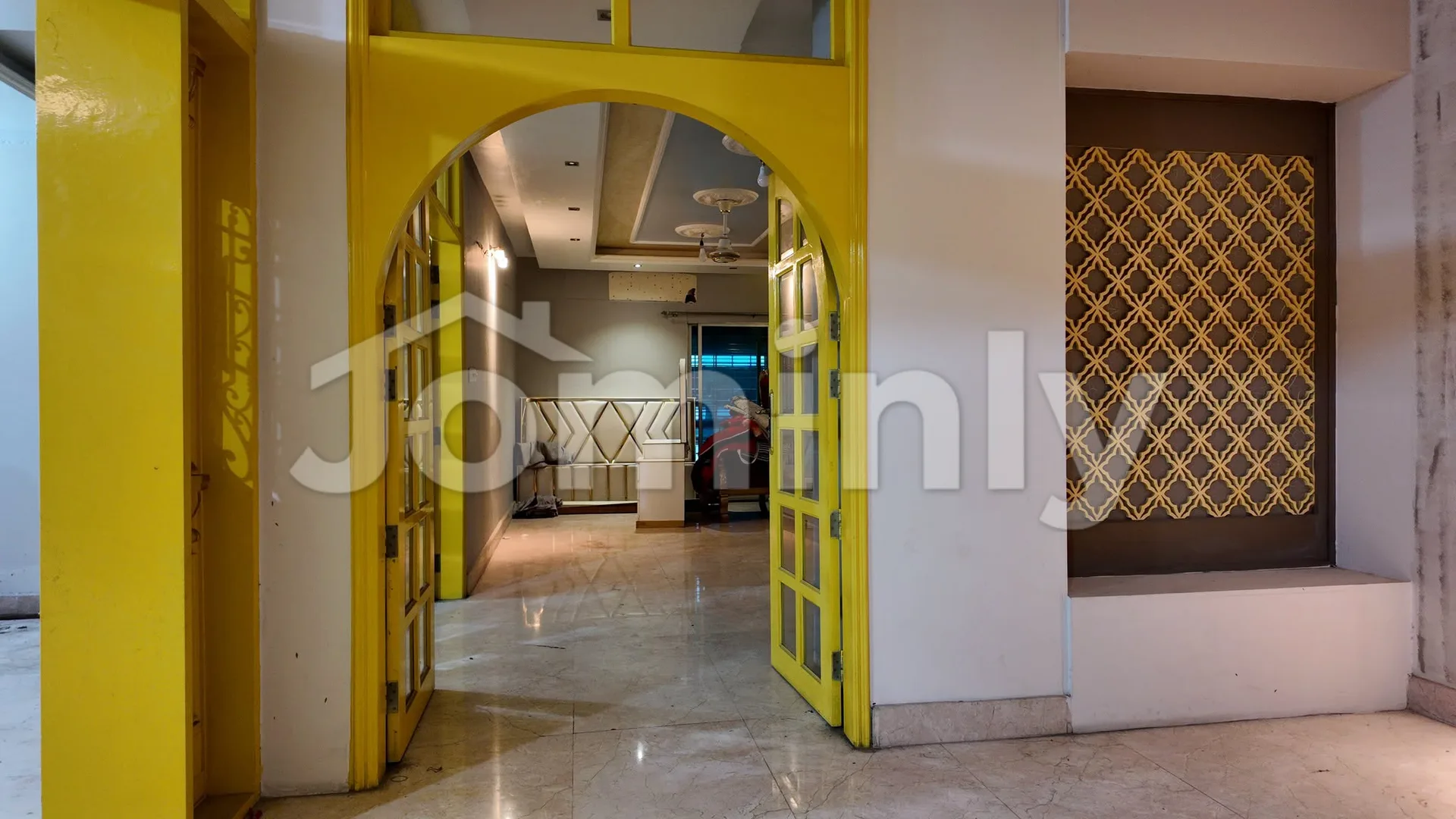 2800 Sqft Spacious Apartment for Sale | Road 10A Dhanmondi | 2nd Floor Unit with Titas Gas & Parking - 5