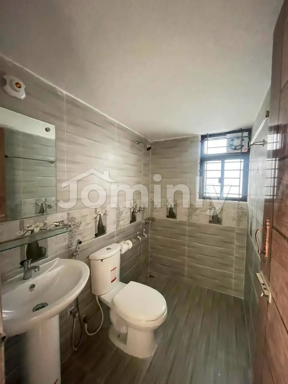 1750 Sqft North Facing Single Unit Apartment for Sale | Block F Bashundhara R/A | 6th Floor Unit - 5