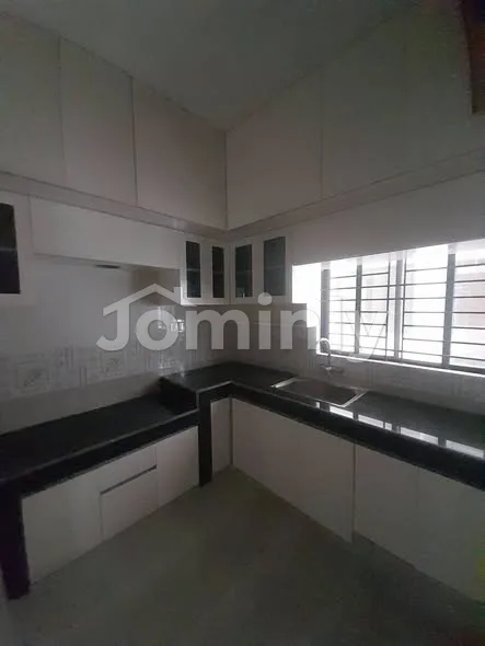 1,882 SQFT Brand-New Premium Luxury Lake-View Apartment for Rent | Bashundhara R/A | 3rd & 6th Floor | South-East Facing - 3