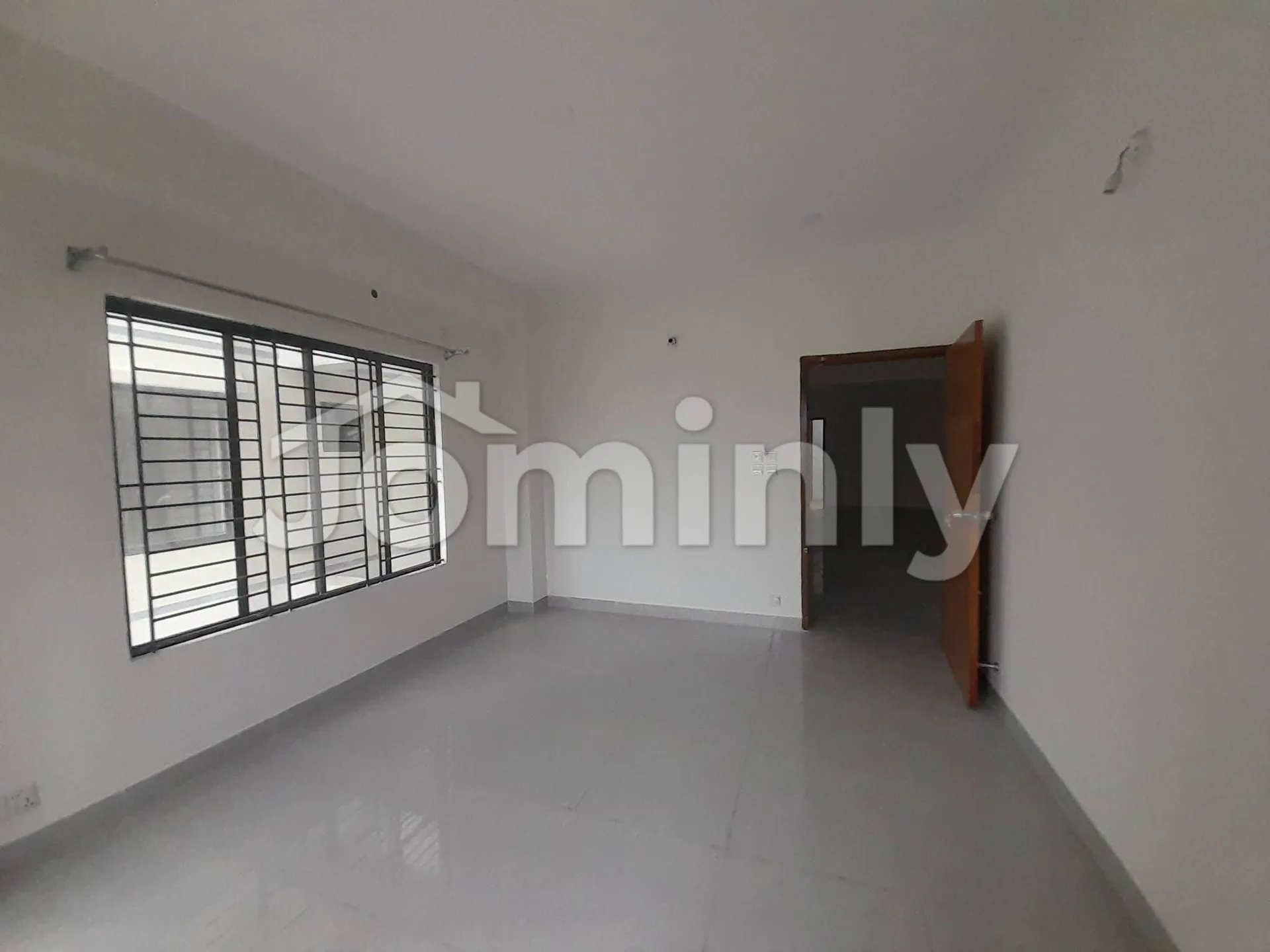 1,882 SQFT Brand-New Premium Luxury Lake-View Apartment for Rent | Bashundhara R/A | 3rd & 6th Floor | South-East Facing - 4