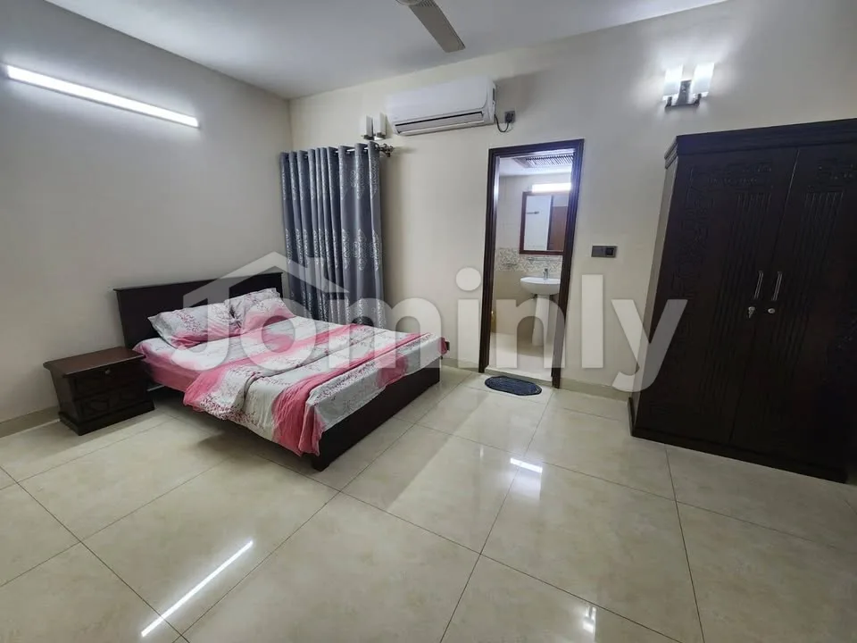 2000 Sqft (Approx.) Brand New Luxury Apartment for Rent | Gulshan 1 | 3 Bed with Servant Room & Balconies - 5