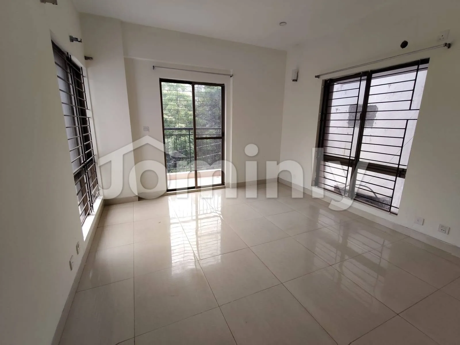 2040+ Sqft South Facing Ready Luxury Apartment for Sale | Sector 4 Uttara | 4th Floor Single Unit
