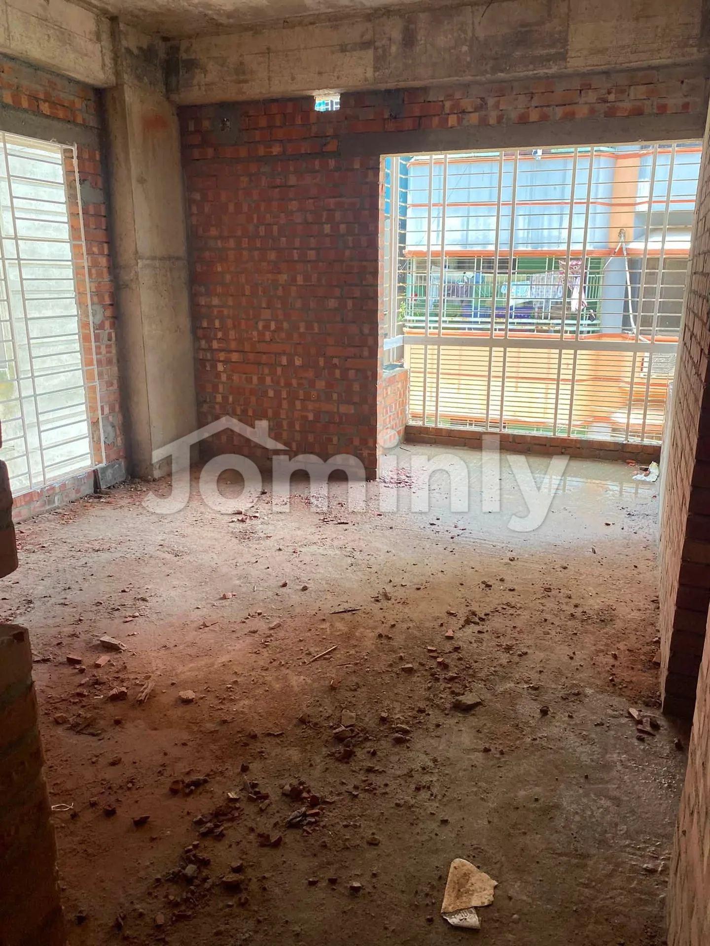 1410 Sqft Apartment with 120 Sqft Parking Space for Sale | South Banasree Block D | 3rd Floor Unit