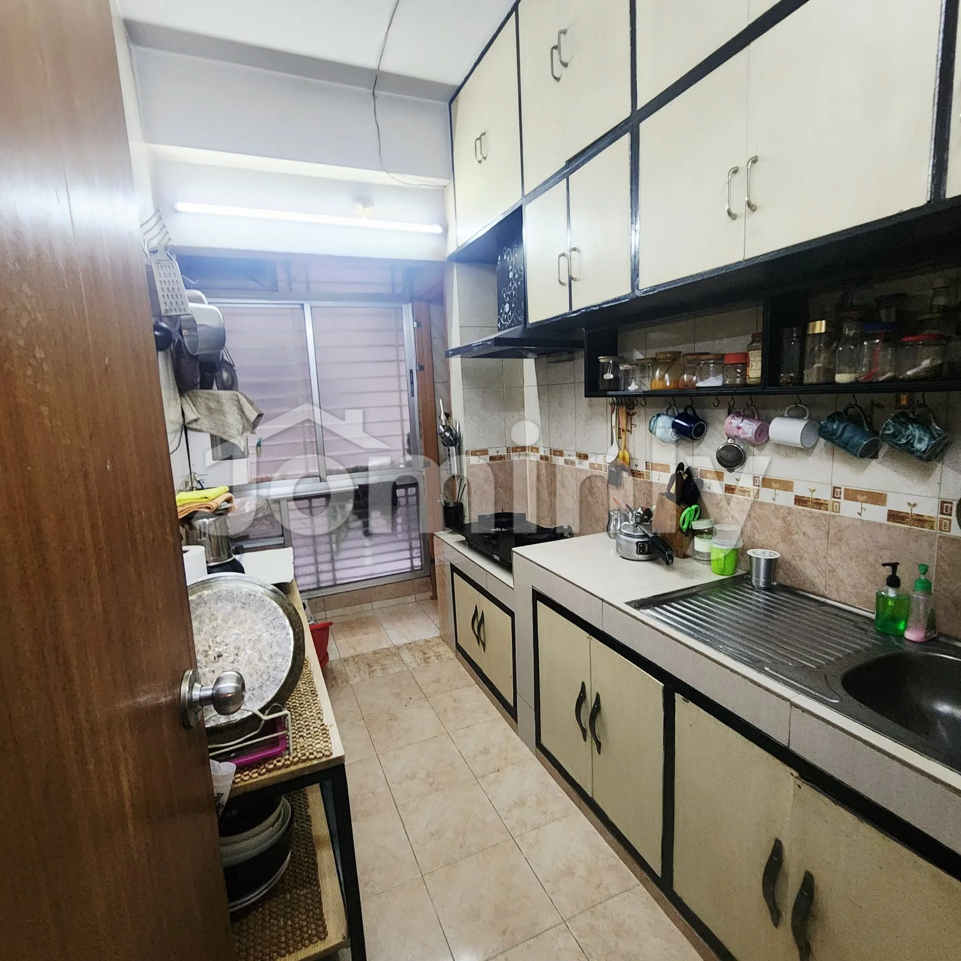 1,450 SQFT East-Facing Used Apartment for Sale | Uttara Sector 10 | 2nd Floor | 5 Katha Land - 4