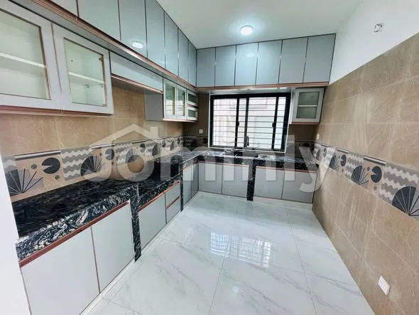 2,380 SQFT Brand-New Ready Apartment for Sale | Bashundhara R/A Block E, Road 18B | East Facing | 5 Katha Land - 2