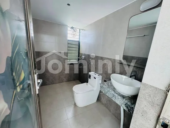 2,380 SQFT Brand-New Ready Apartment for Sale | Bashundhara R/A Block E, Road 18B | East Facing | 5 Katha Land - 4