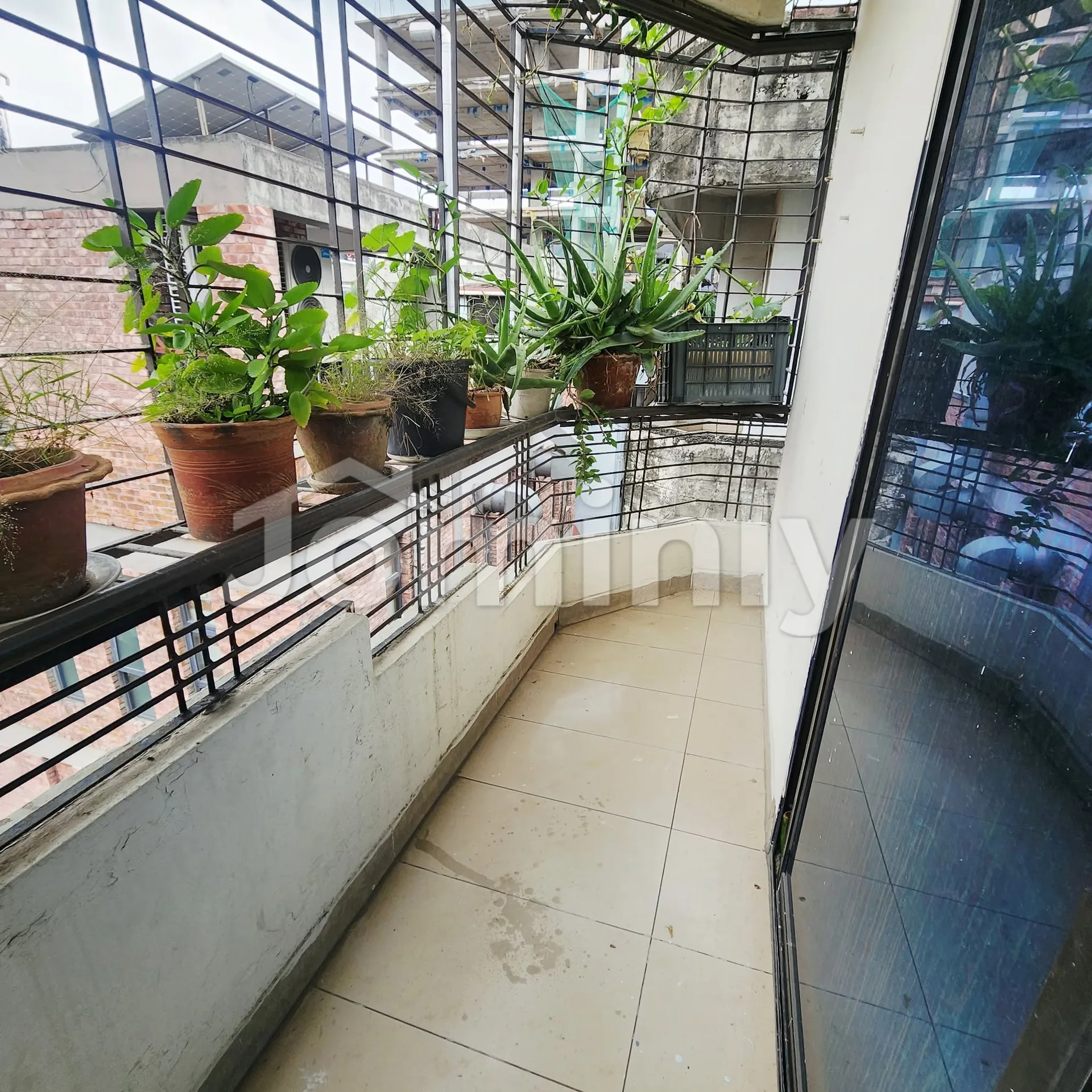 1650 SQFT 3-Bedroom 4th Floor South-Facing Corner Apartment for Sale | In Front of Park, Sector 13, Uttara, Dhaka - 2