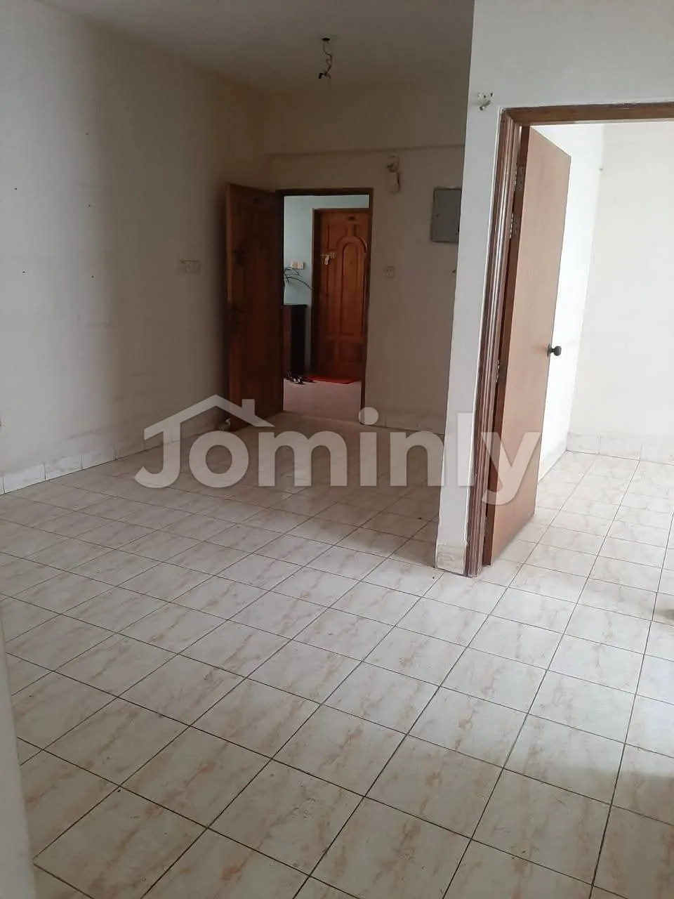 1,250 SQFT Used Apartment for Sale | Noboday Housing D Block, Mohammadpur | 6th Floor | South Facing | 3 Bed | 2 Balcony - 2