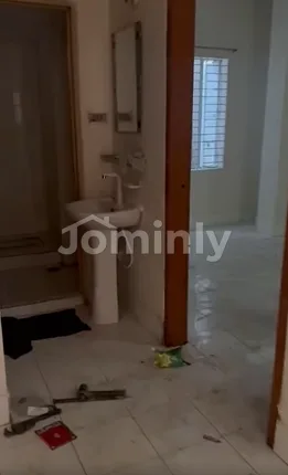 900 SQFT Used Apartment for Sale | East Basabo, Khilgaon | 3rd Floor | 2 Bed | 2 Bath | 1 Balcony - 3