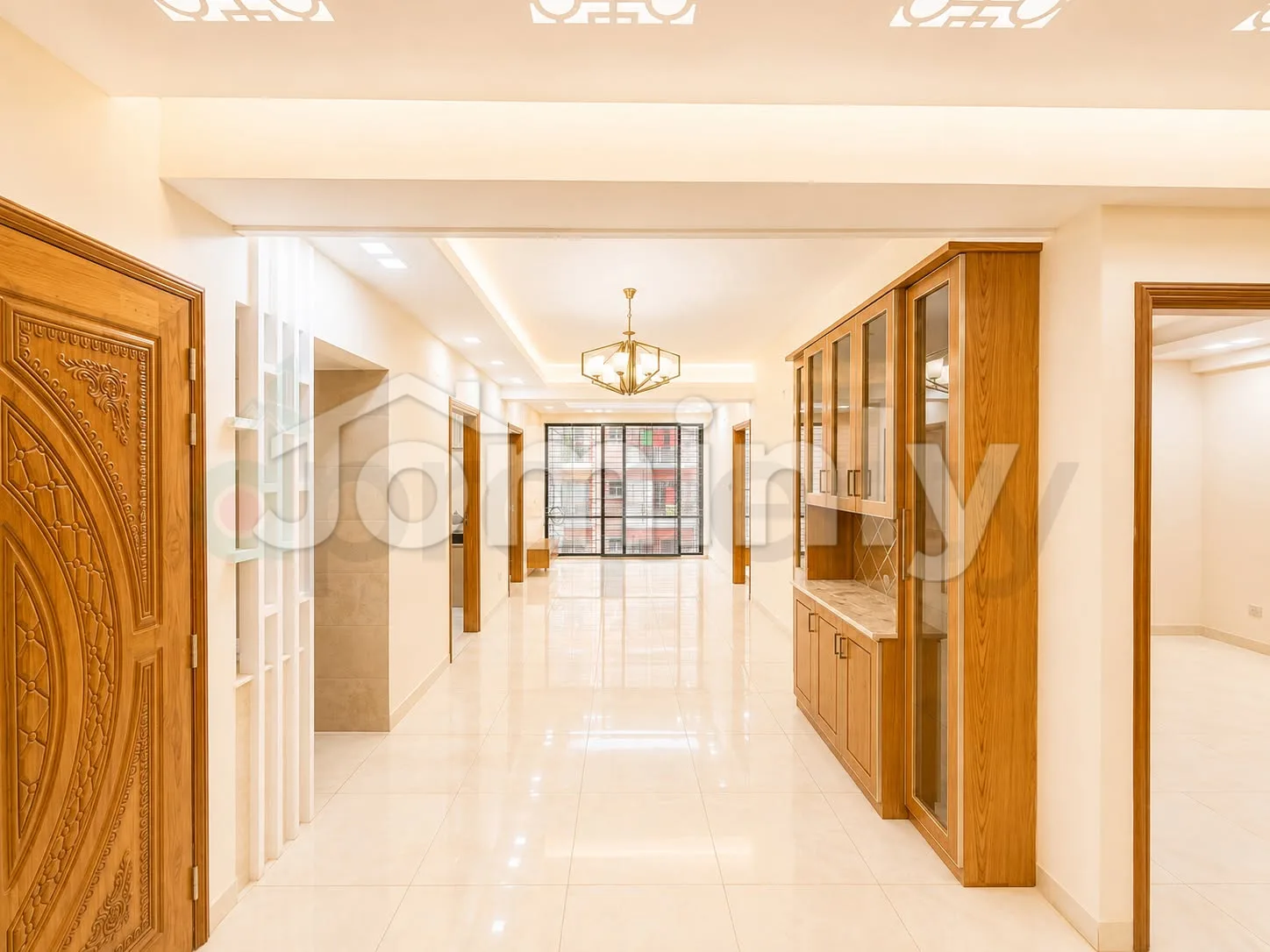 2200 SFT South-Facing Apartment for Rent | Bashundhara R/A | 7th Floor | Parking, Lift, Generator, Security, CCTV, Intercom - 2