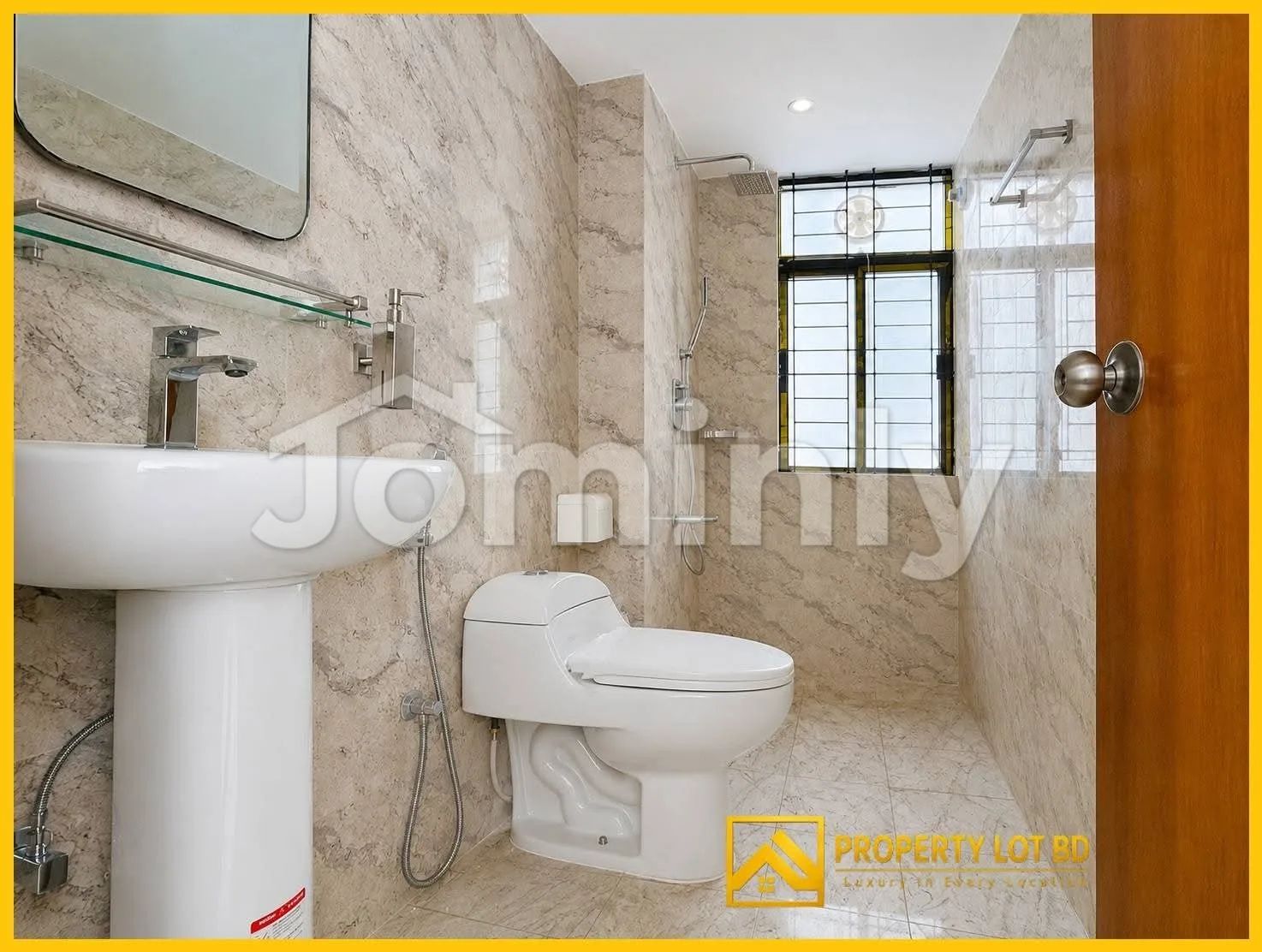 1450 sqft South-facing Apartment for Rent | Bashundhara R/A | 2nd Floor with Not Available road width and 3 Beds, 3 Baths - 5