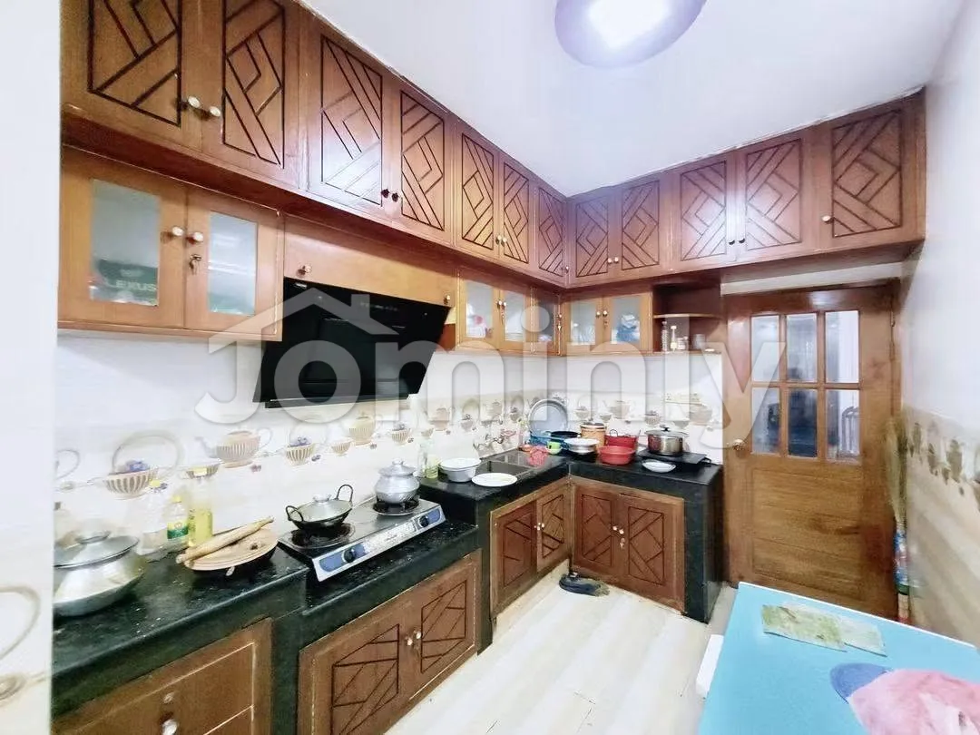 2400 Sqft Apartment for Rent | Bashundhara R/A | 4 Bedrooms, 5 Bathrooms, 4 Balconies with Separate Drawing & Dining Area - 3