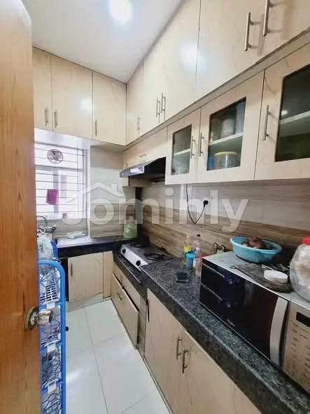 1200 Sqft 3 Bed Apartment for Rent | Bashundhara R/A | 3 Bedrooms, 2 Bathrooms, 2 Balconies with Drawing & Dining Area and 24/7 Security - 3