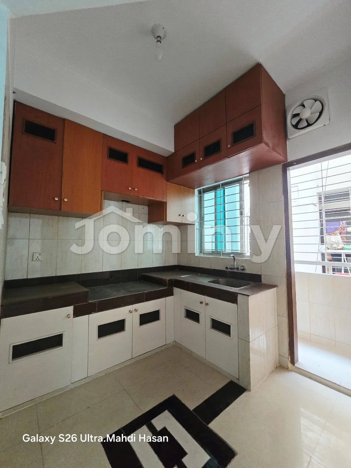 1400 Sqft Brand New Condition Flat for Sale | Uttara Sector 10 | 3 Bed, 3 Bath, 4 Balconies, Gas Line, Lift & Parking - 4