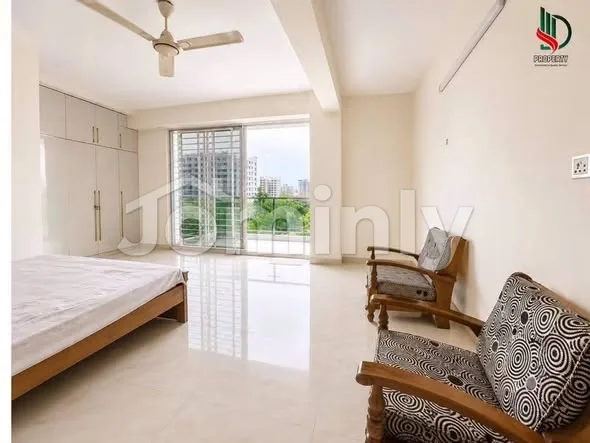 3700 Sqft Luxury Family Apartment for Rent | Bashundhara RA | 4-Bed, Lifts, Generator & Parking - 4