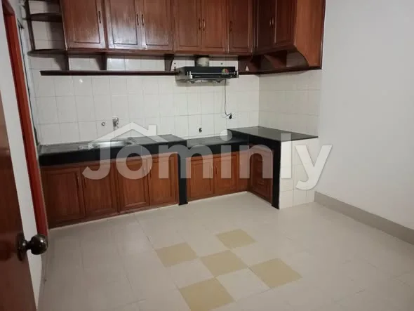2500 Sqft Office Space for Rent | Gulshan 2 | 3 Bed, 4 Bath, 2 Lifts, 1 Parking, Generator, CCTV & Rooftop Garden - 3